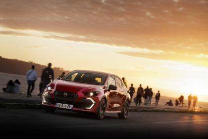 H Renault κατακτά το βραβείο «καλύτερης τεχνολογίας» στο «διεθνές γυναικείο αυτοκίνητο της χρονιάς 2026» 